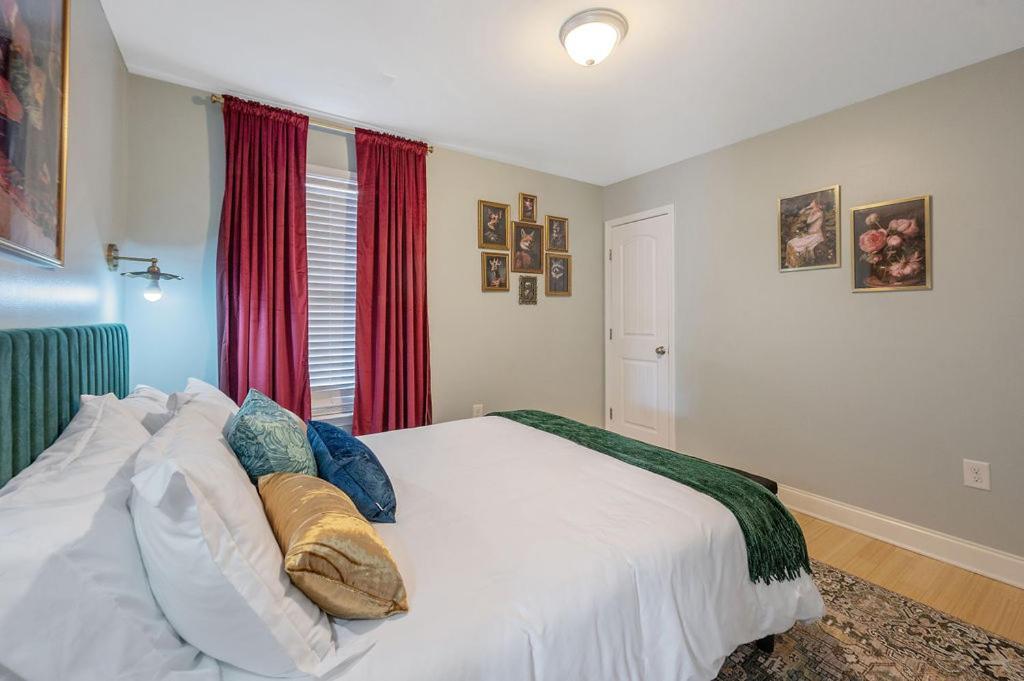 New Victorian Theme, 3Br, Lrg Backyard Close To Pnc Arena, Downtown, And Rdu Airport Raleigh Extérieur photo