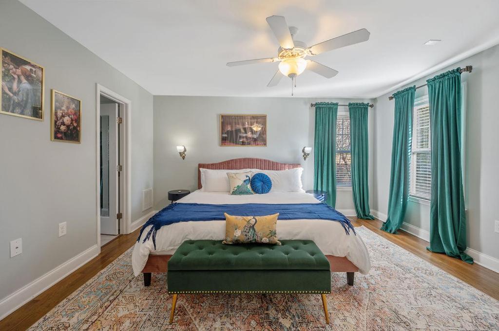 New Victorian Theme, 3Br, Lrg Backyard Close To Pnc Arena, Downtown, And Rdu Airport Raleigh Extérieur photo
