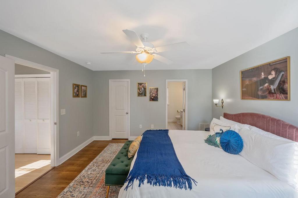 New Victorian Theme, 3Br, Lrg Backyard Close To Pnc Arena, Downtown, And Rdu Airport Raleigh Extérieur photo